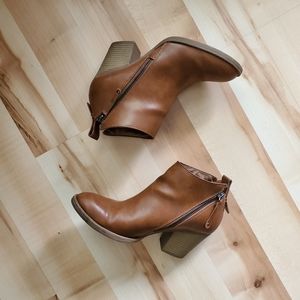 DV dolce vita Ankle Booties
